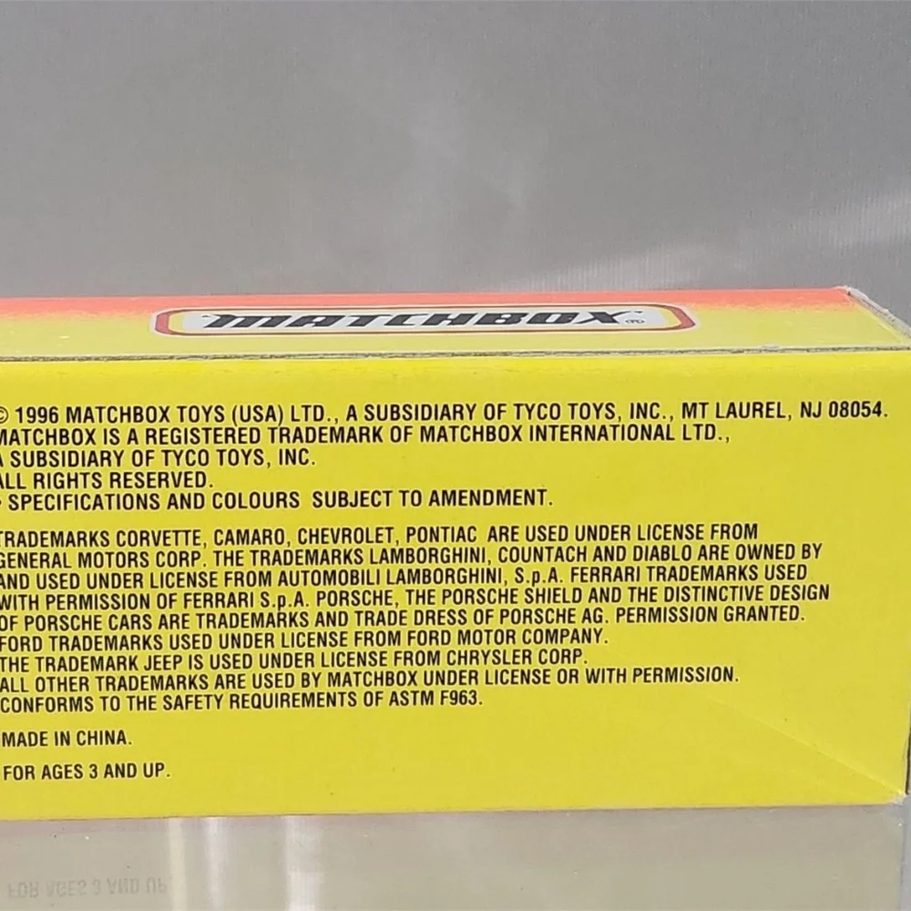 Vintage Red 1997 Chevrolet Corvetter C5 Matchbox w/Box